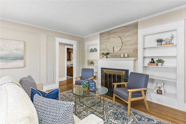 Property Photo: 618 Cypress Circle CA 92373