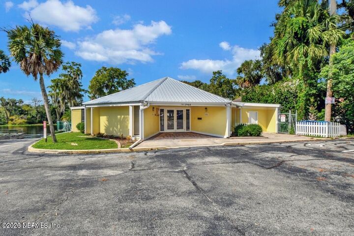 Property Photo:  1965 Wild Turkey Village  FL 32720 