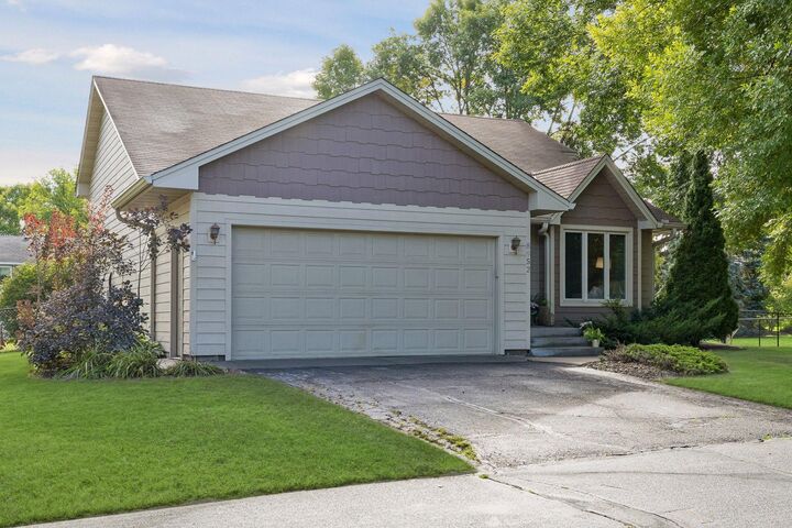 Property Photo: 8952 Pineview Lane N MN 55369