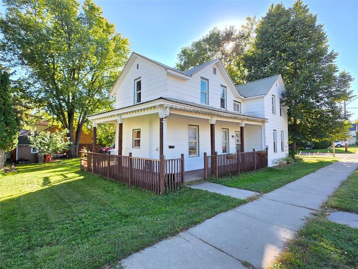 Property Photo:  465 W Spruce Street  WI 54729 
