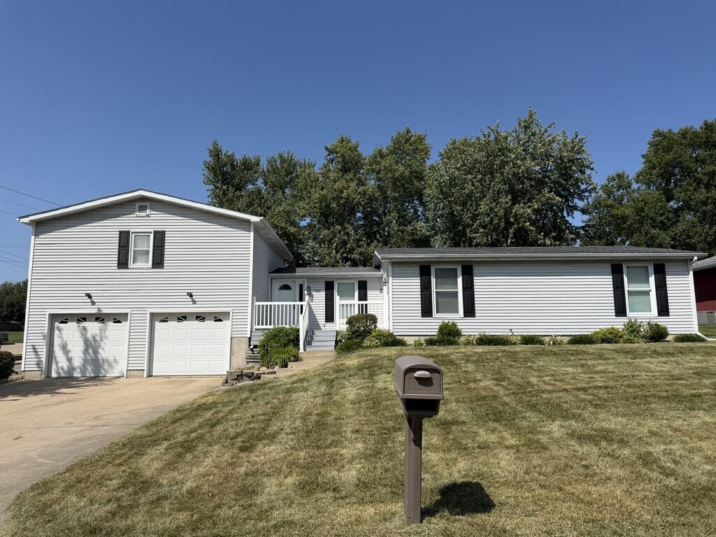 Property Photo: 701 Kings Road MO 63501