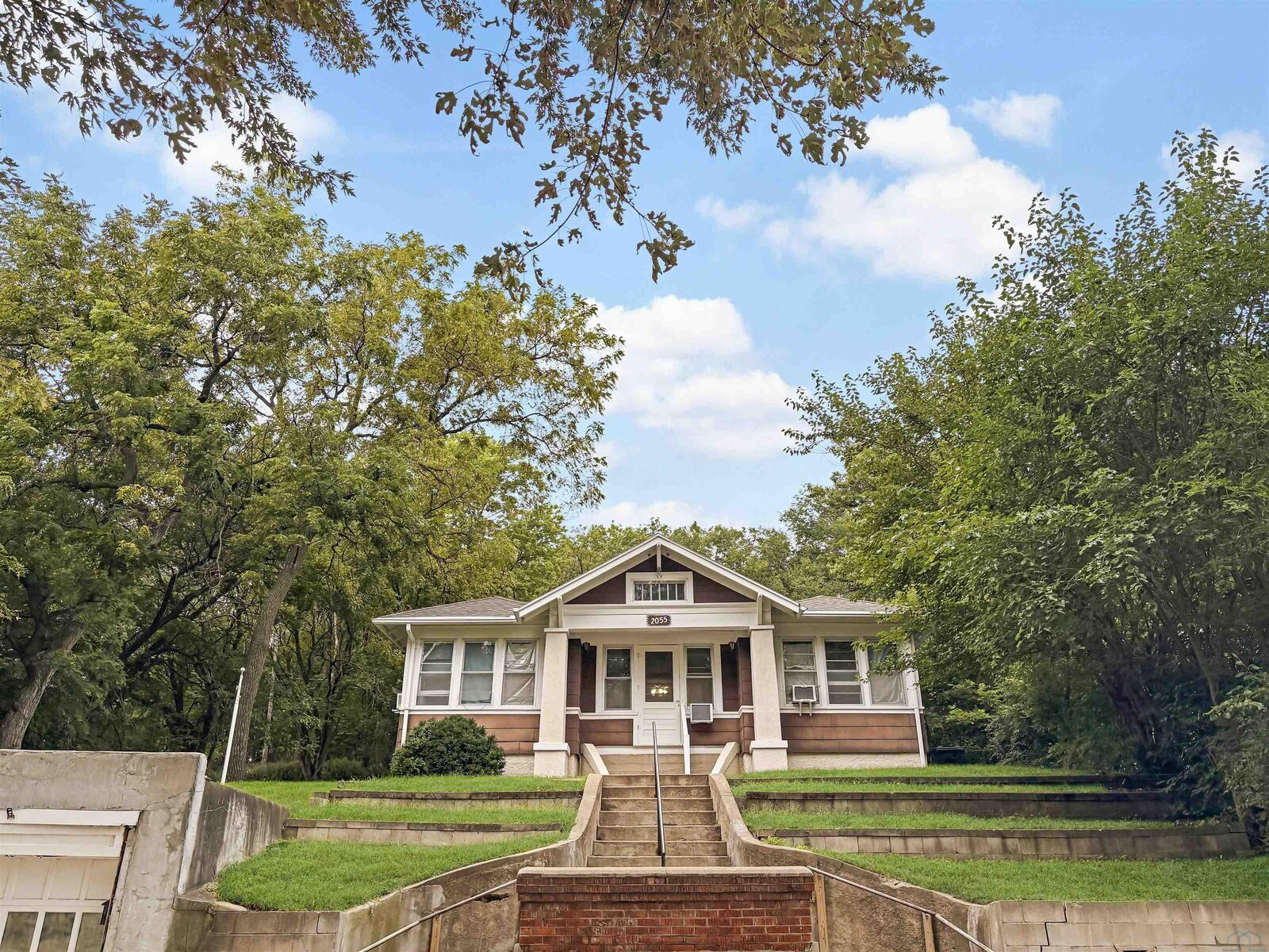 Property Photo:  2055 Ross St.  IA 51103 
