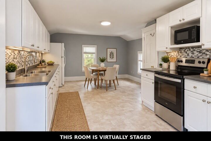 Property Photo:  18 Cambridge Street 2  MA 01432 