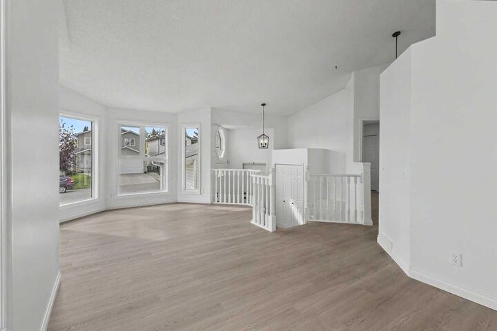 Photo de la propriété: 48 Arbour Wood Place NW AB T3G 4A7