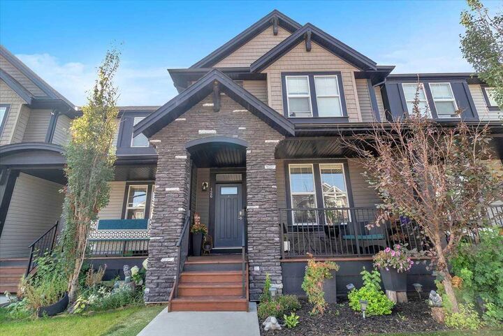 Property Photo:  126 Williamstown Park NW  AB T4B 3Z1 