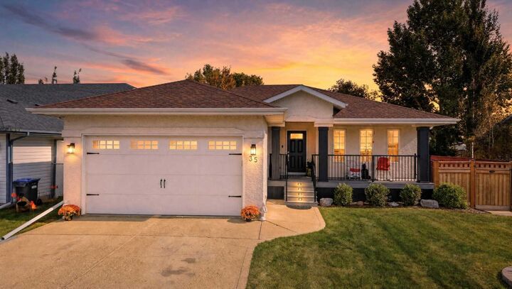 Property Photo:  35 Heenan Crescent  AB T4S 1Z8 