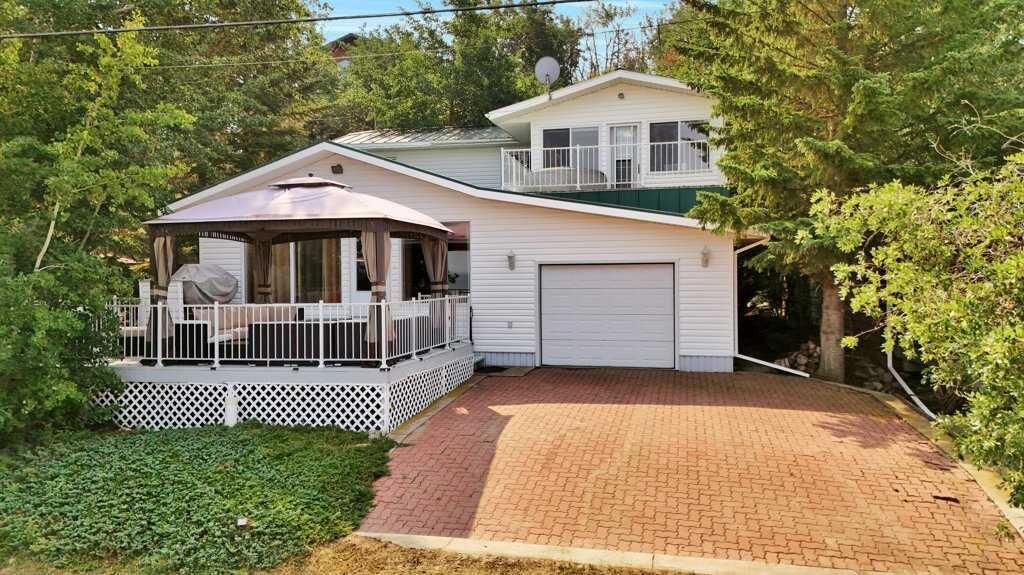Property Photo:  34 Beach Street E  AB T0C 3B0 