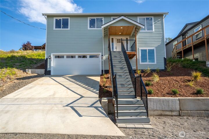 Property Photo:  7528  Wooldridge Drive  WA 98230 