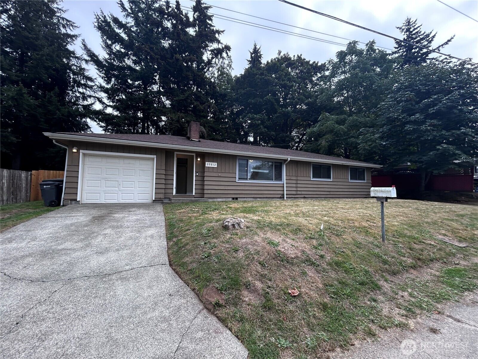Property Photo: 20812 25th Avenue S WA 98198