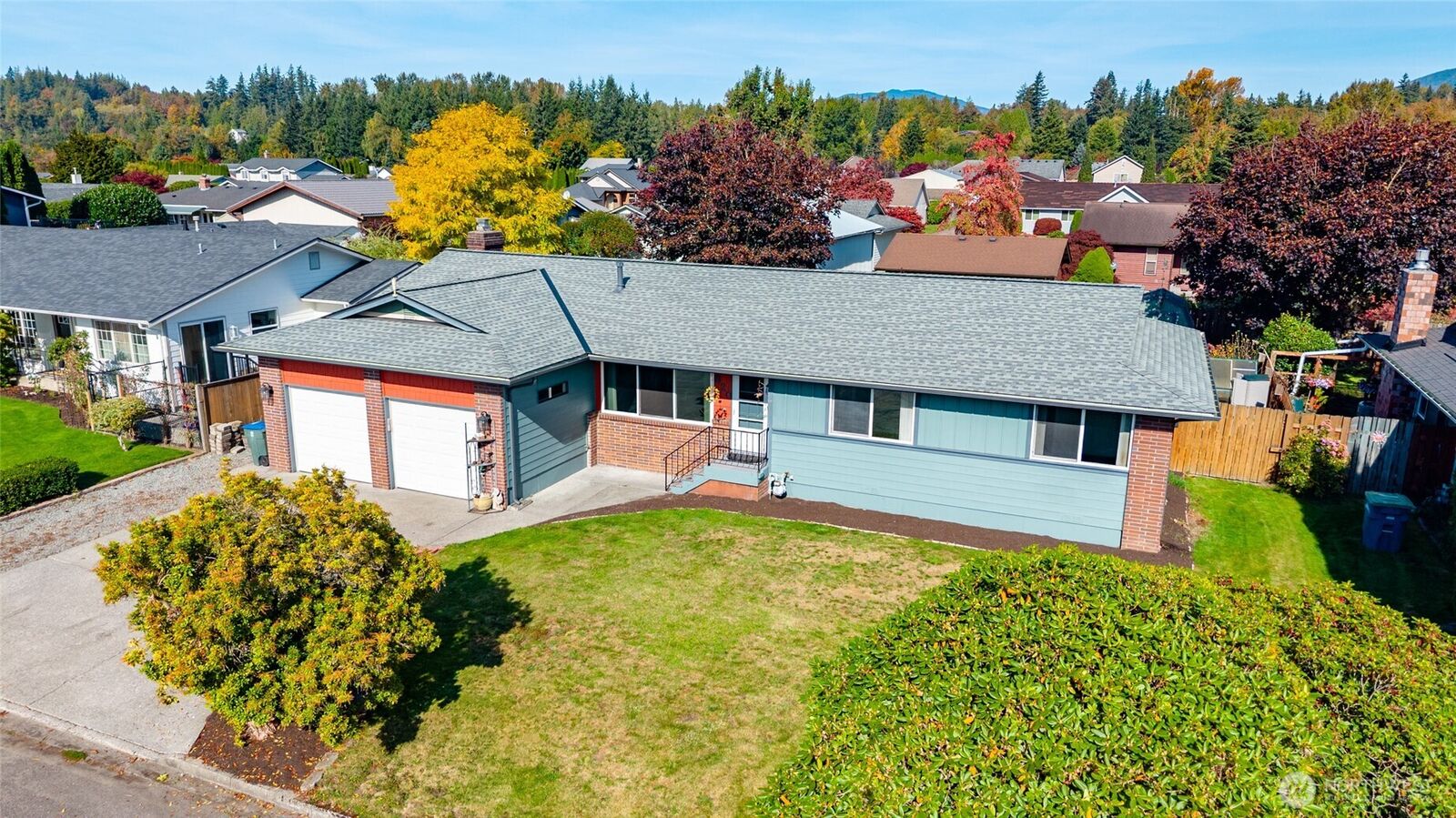 Property Photo:  820  Dana Drive  WA 98284 