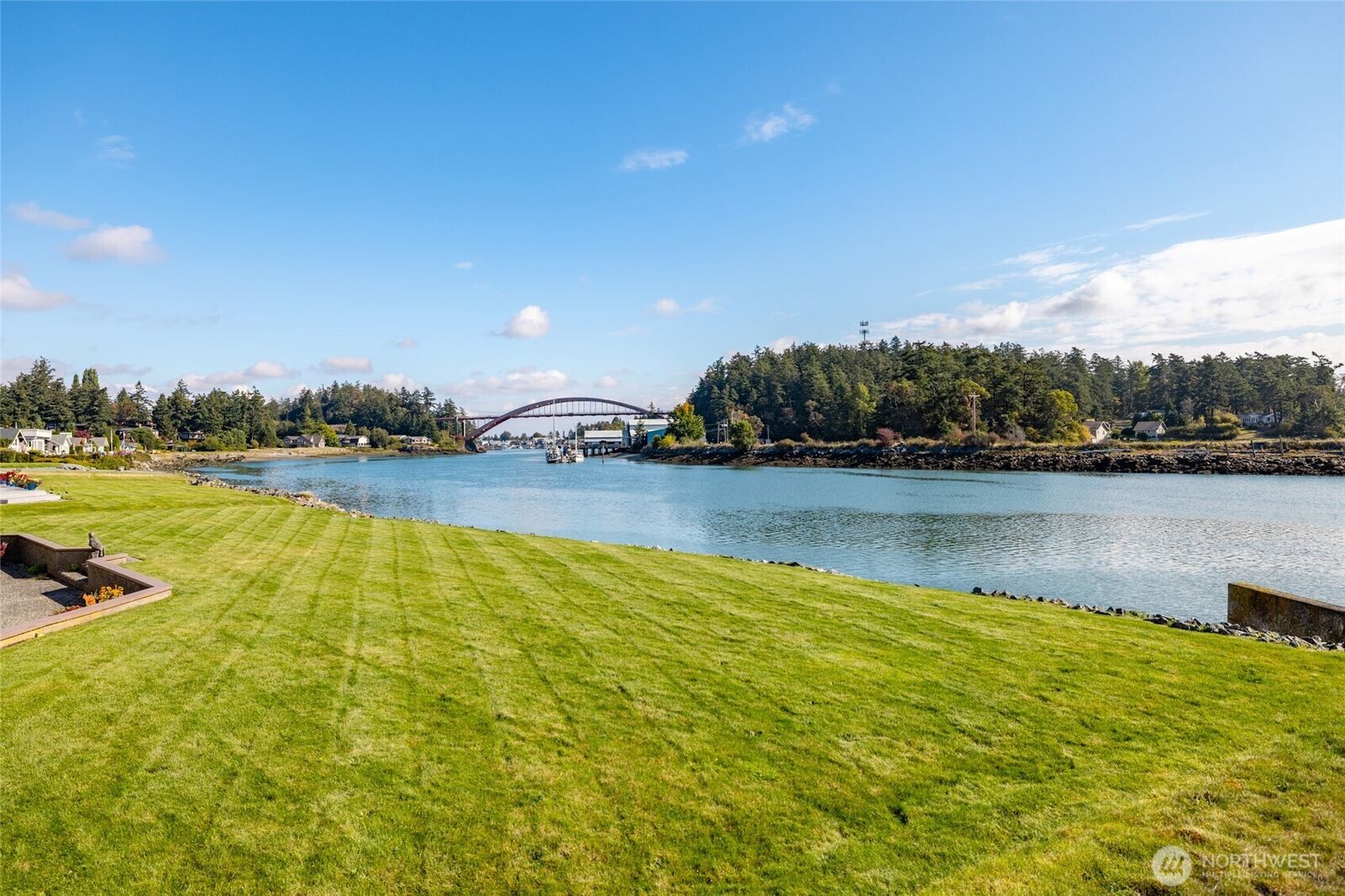 Property Photo:  119  Lummi Dr  WA 98257 