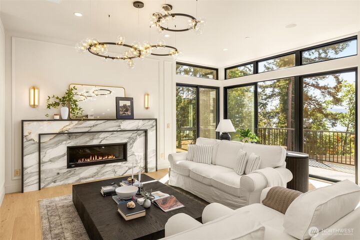 Property Photo: 7124 NE 119th Lane WA 98034
