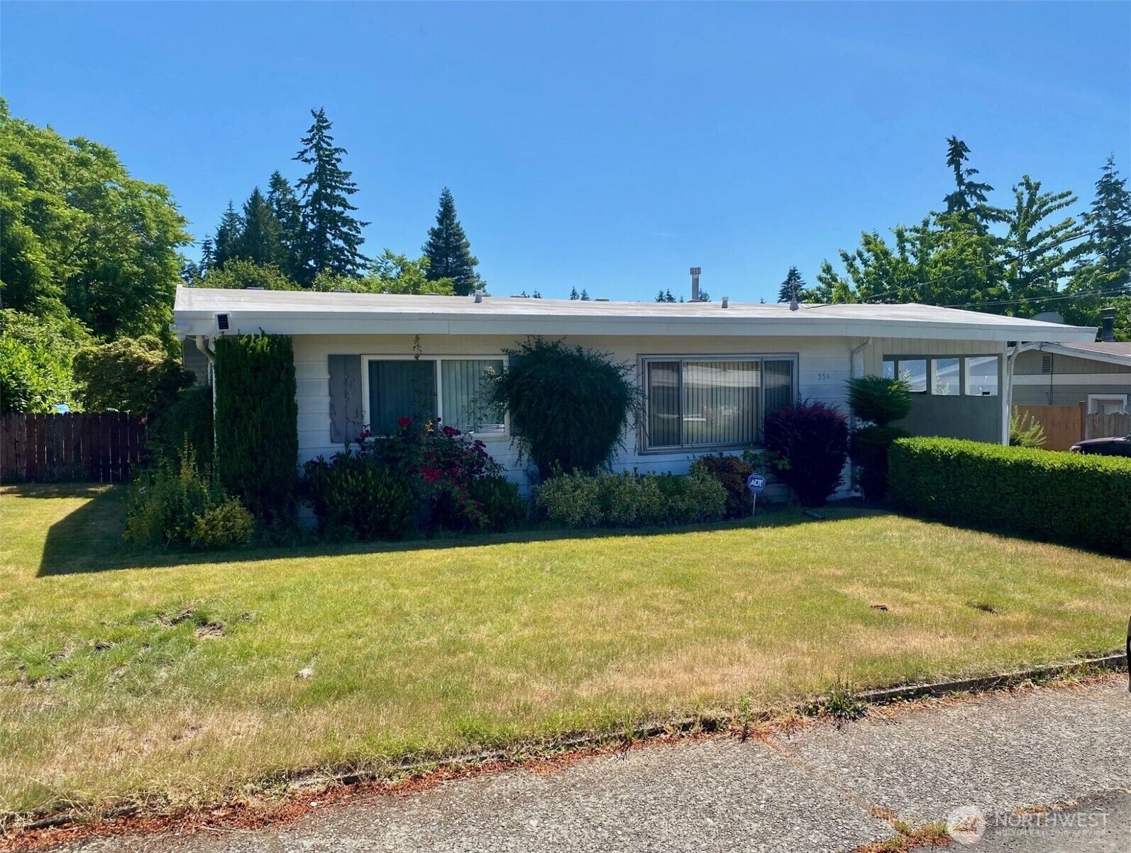 Property Photo: 554 Ferndale Avenue NE WA 98056