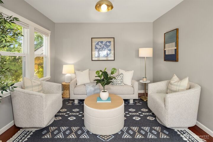Property Photo:  1633  27th Avenue  WA 98122 