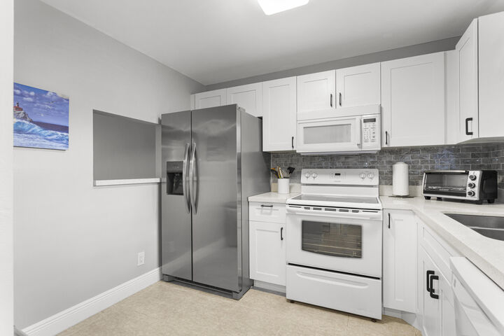 Property Photo: 9700 Sunrise Lakes Boulevard 101 FL 33322