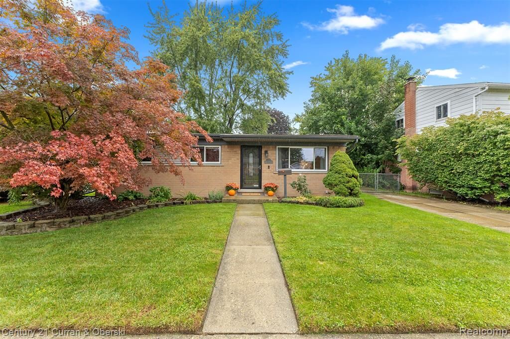 Property Photo:  34204 Florence Street  MI 48185 