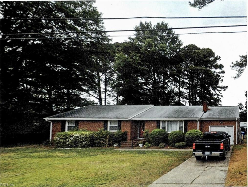 Property Photo:  5708 Barberry Ln  VA 23703 