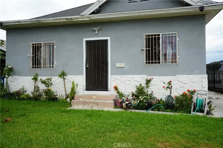 Property Photo:  11218 Belhaven  CA 90059 