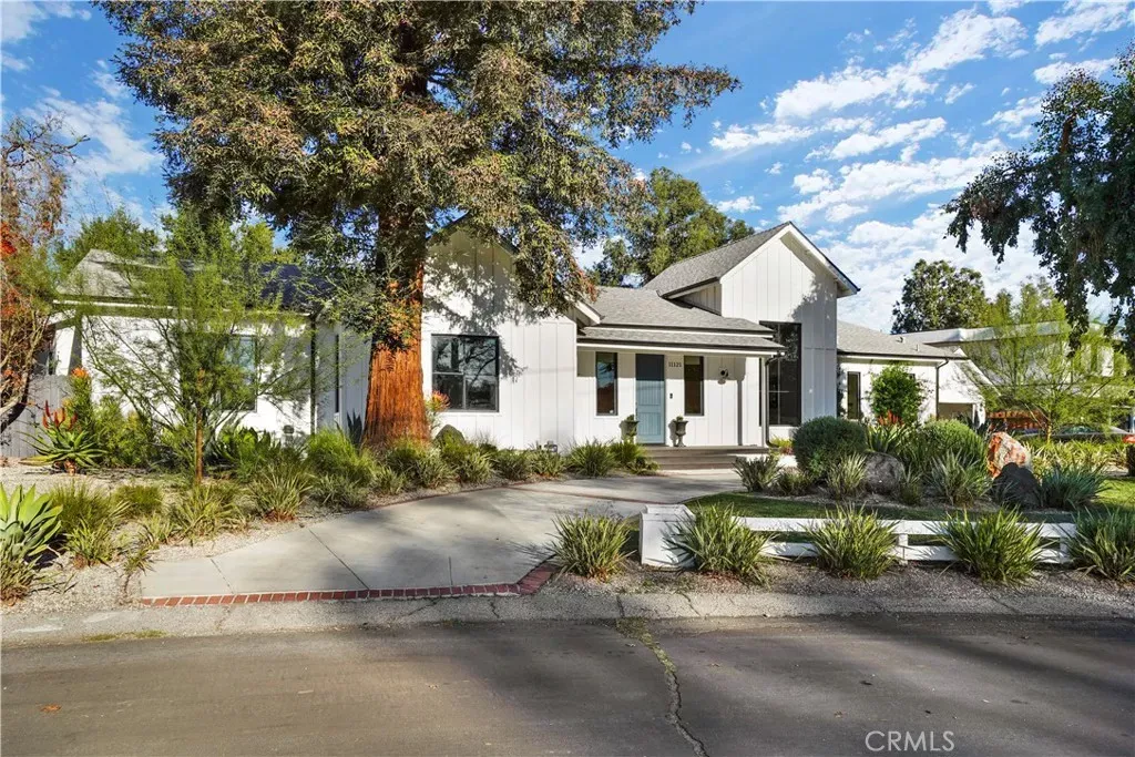 Property Photo: 11121 Valley Spring Lane CA 91602