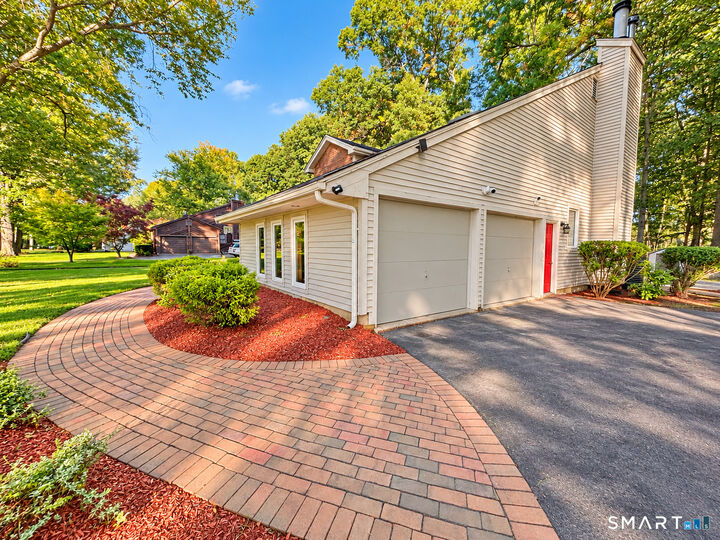Property Photo:  26 Merriman Road  CT 06095 