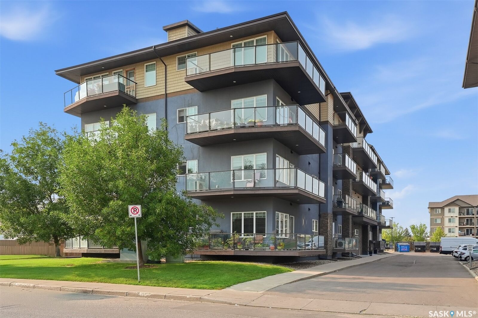 Property Photo:  714 Hart Road 305  SK S7M 1L2 