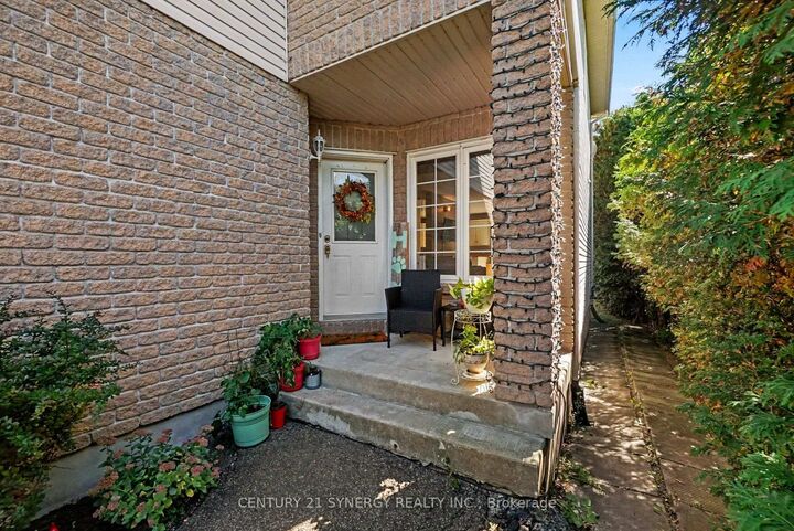 Photo de la propriété:  63 Lafleche Boulevard  ON K0A 1M0 