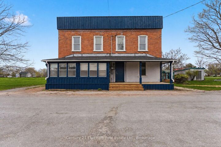 Property Photo:  16 Store Street  ON K0K 1T0 