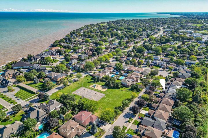 Photo de la propriété: 31 Princess Boulevard ON L3M 5A8