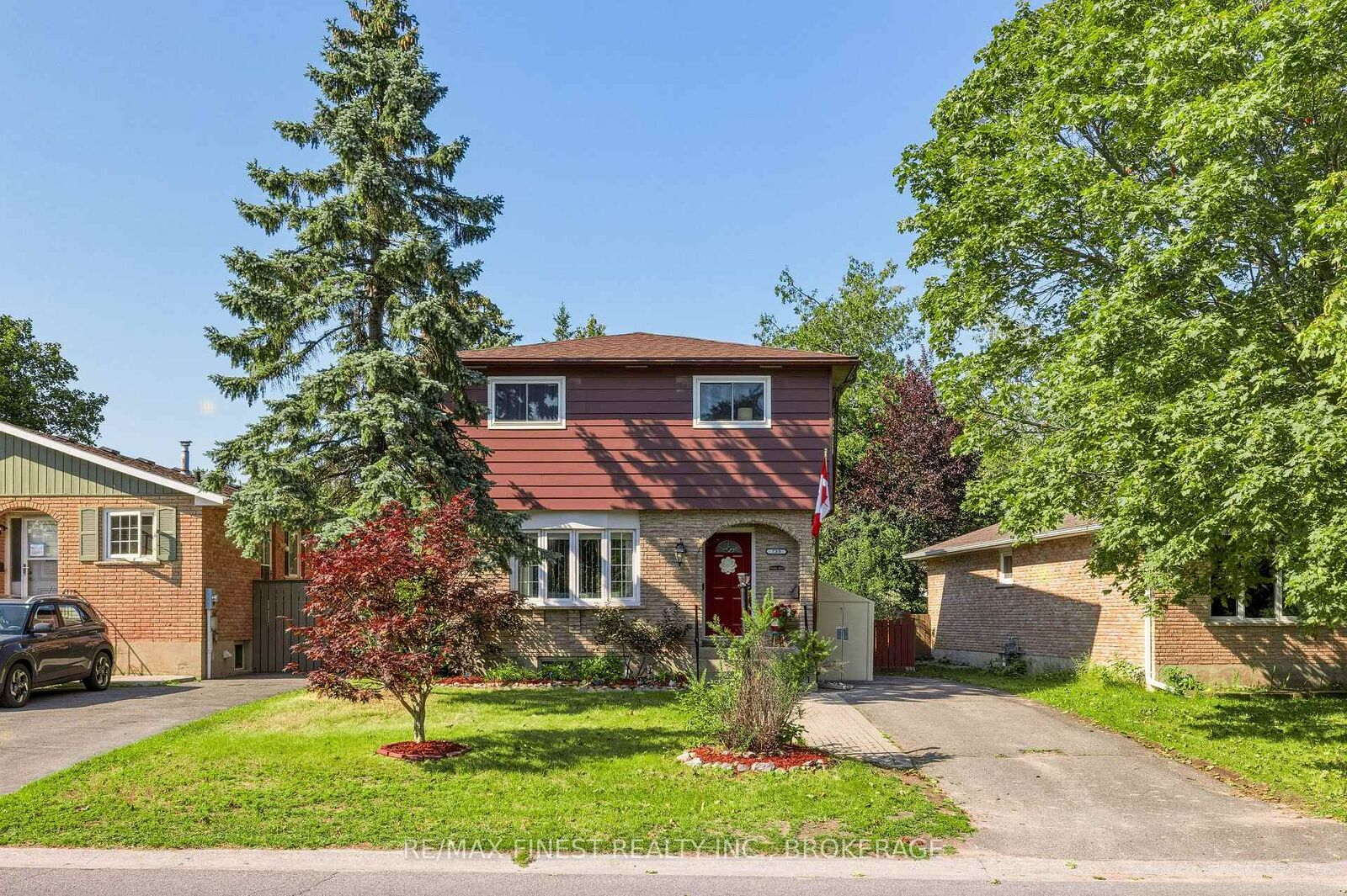 Photo de la propriété: 780 Cedarwood Drive ON K7P 1M7