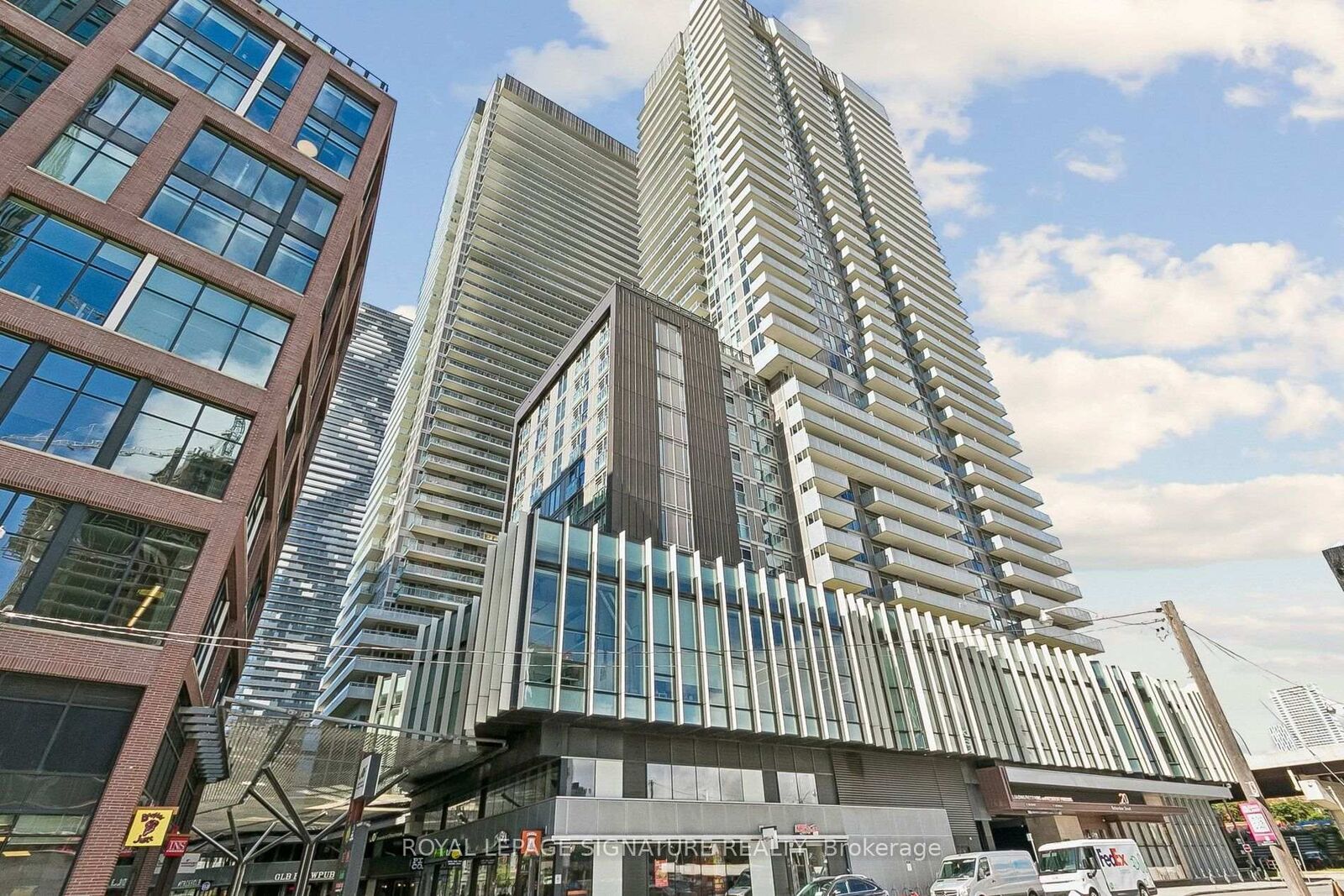 Photo de la propriété: 20 Richardson Street 1006 ON M5A 0S6