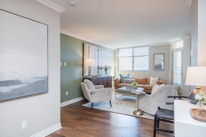 Photo de la propriété: 81 Millside Drive 704 ON L9T 3X4