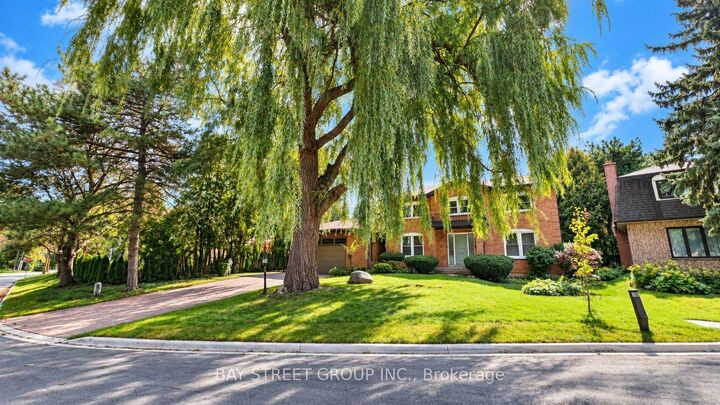Property Photo:  5 Elmira Court 202  ON M2K 2T1 