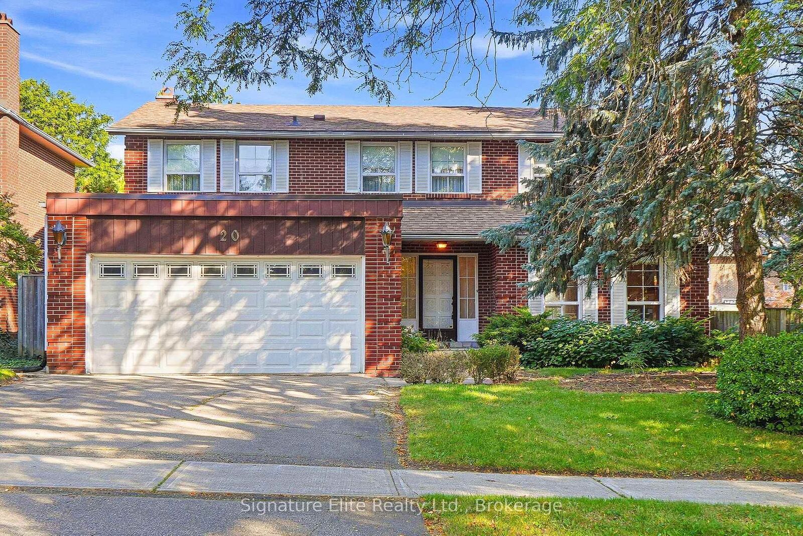 Property Photo: 20 Riderwood Drive ON M2L 2X3