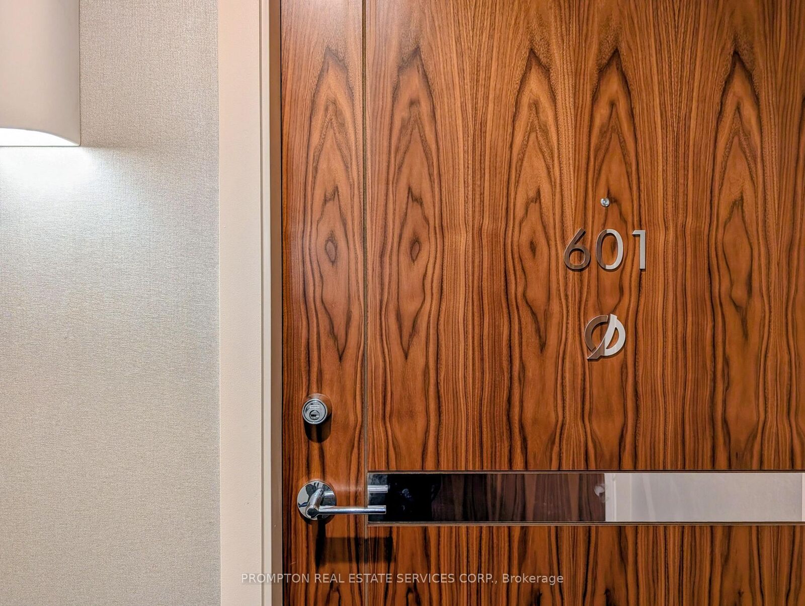 Property Photo:  27 McMahon Drive 601  ON M2K 0J2 