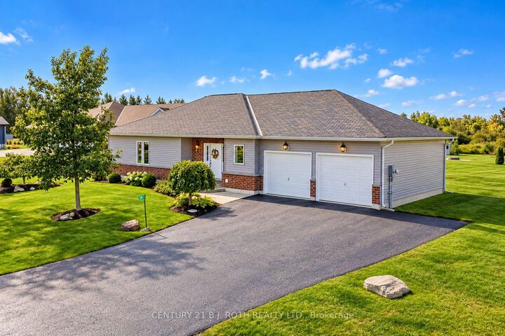 Property Photo:  20 Keyzer Drive  ON L3V 8N7 
