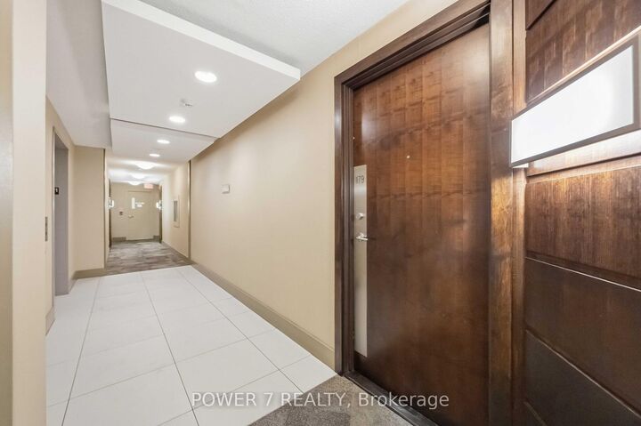 Property Photo:  23 Cox Boulevard 1179  ON L3R 4G1 