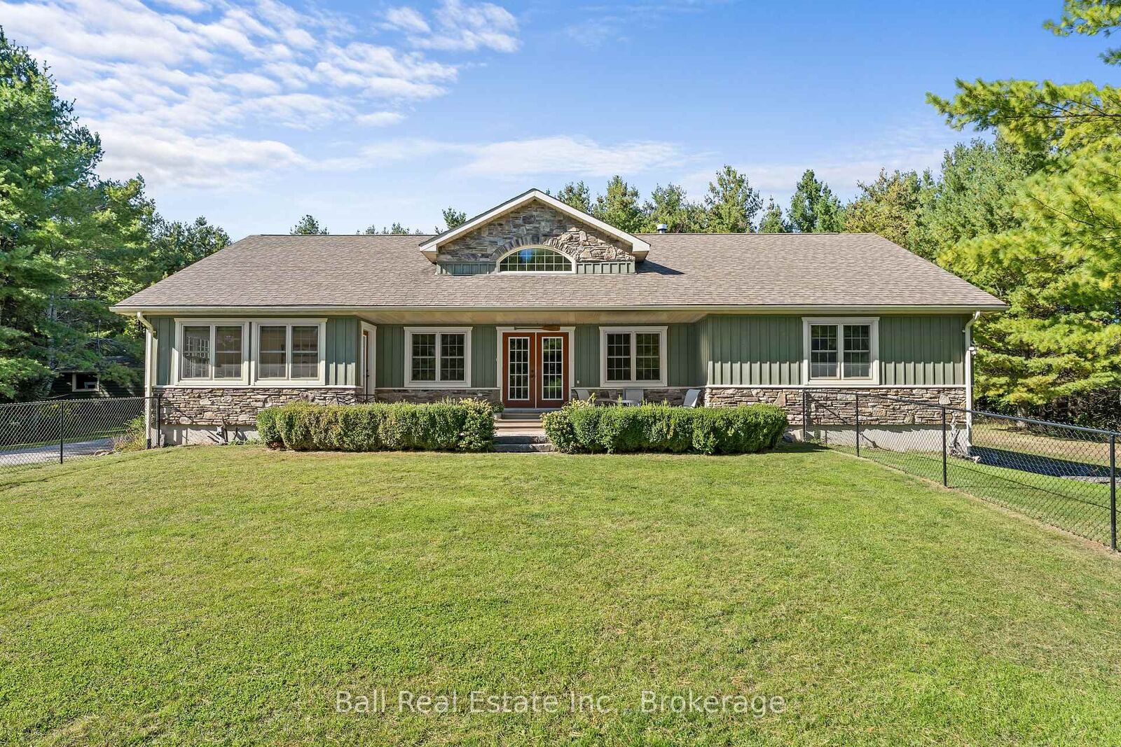 Photo de la propriété:  382 Lakehurst Circle Road  ON K0L 1J0 