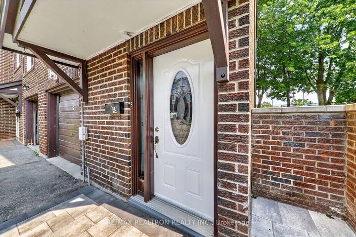 Photo de la propriété: 331 Trudelle Street 49 ON M1J 3J9