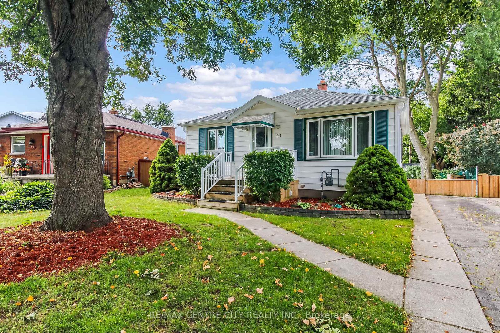 Property Photo:  51 Stevenson Avenue  ON N5W 1Y4 