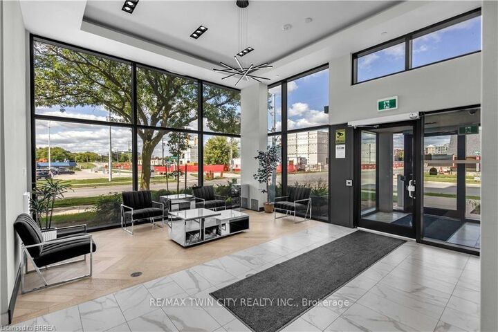 Property Photo:  7 Erie Avenue 304  ON N3S 2E7 