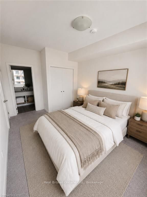 Property Photo:  255 Northfield Drive E 505  ON N2V 2H1 