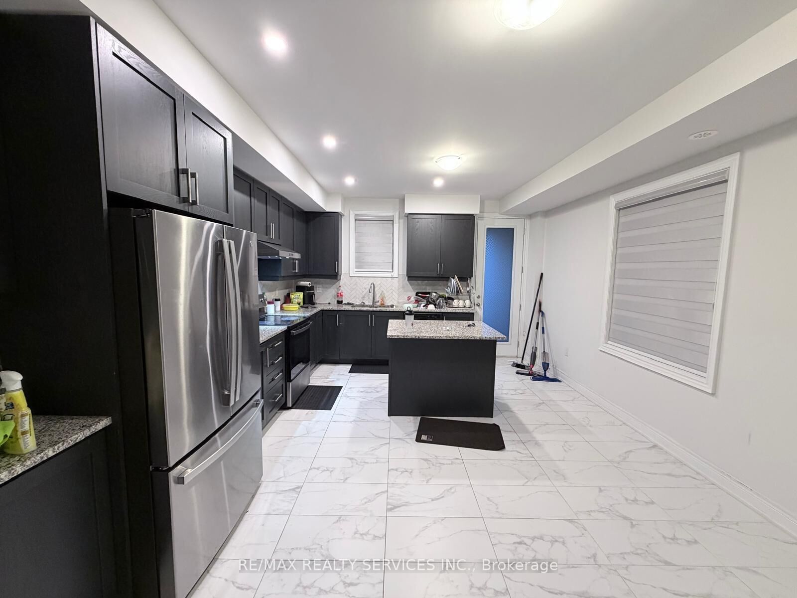 Property Photo:  371 Inspire Boulevard  ON L6R 4E4 