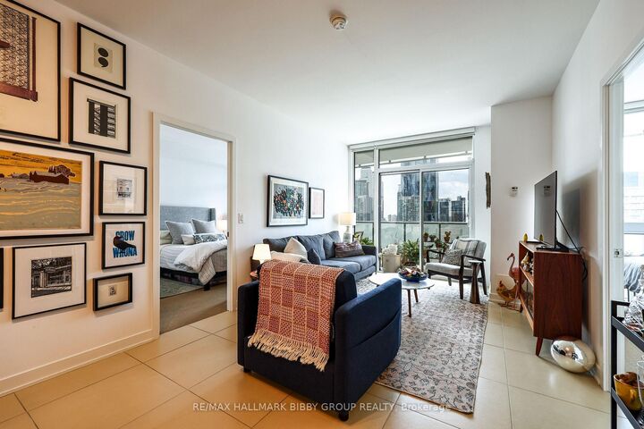 Property Photo: 1 Market Street 2501 ON M5E 0A2