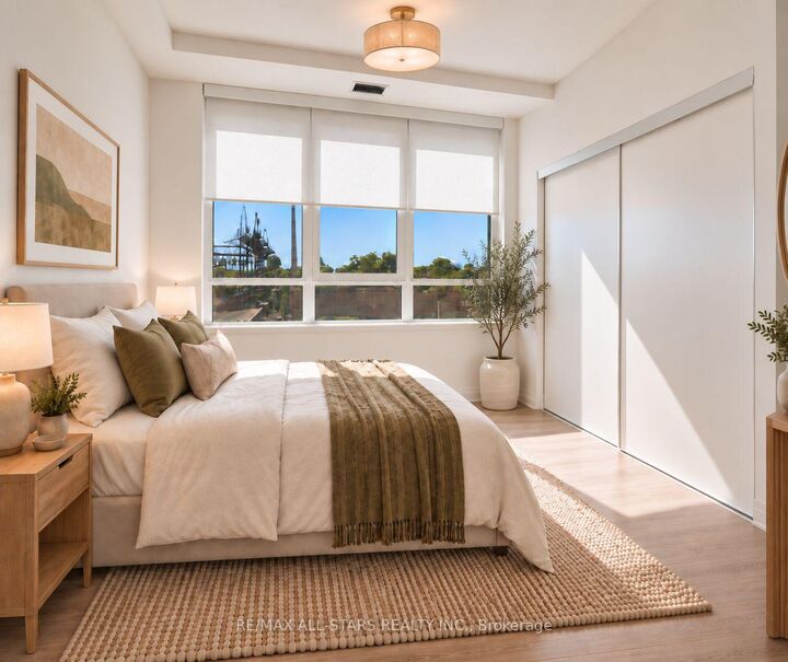 Property Photo: 286 Main Street 315 ON M4C 0B3