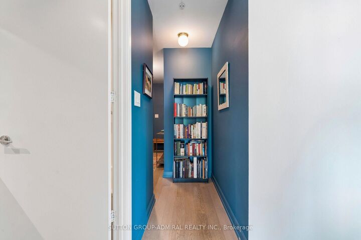 Property Photo:  