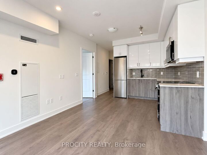 Property Photo:  2343 Khalsa Gate 129  ON L6M 5R6 