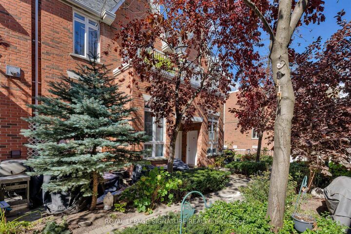 Photo de la propriété: 12 Sudbury Street 1606 ON M6J 3W7