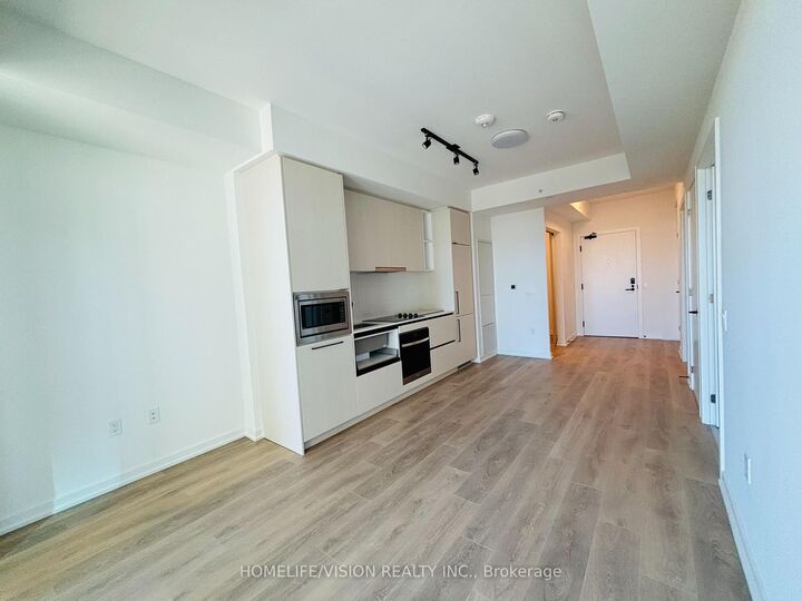 Property Photo:  10 Graphophone Grove 1608  ON M6H 0E5 