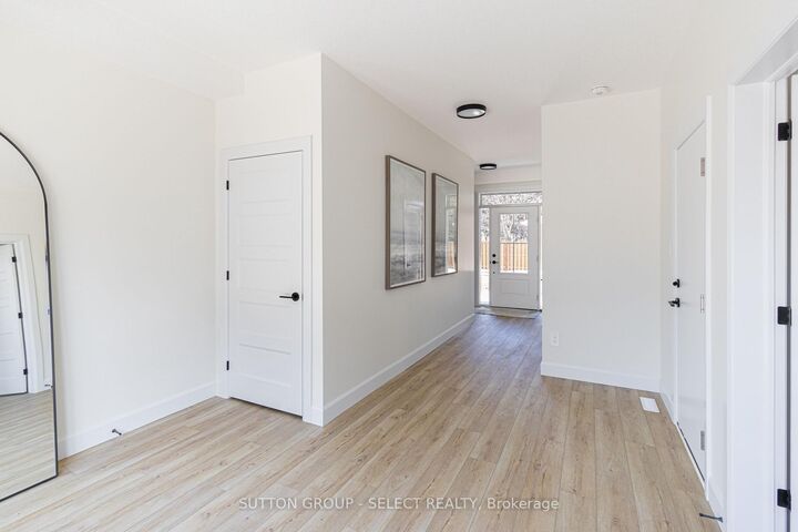Photo de la propriété: 233 Upper Queen Street 4 ON N0M 2P0