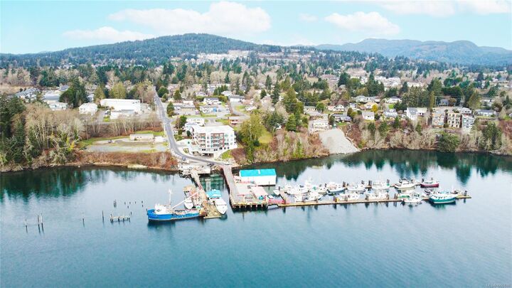 Property Photo:  1820 Maple Ave S #207  BC V9Z 0N9 